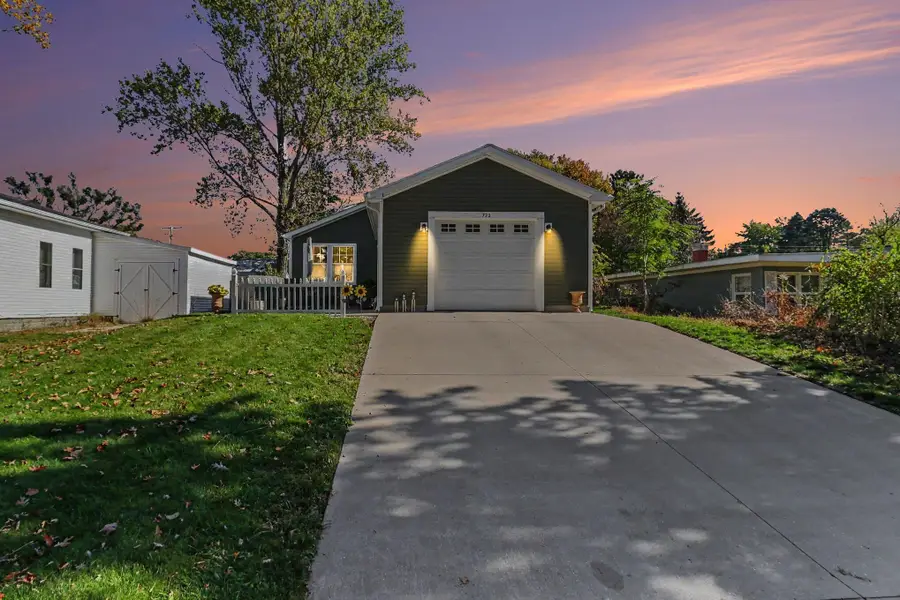 722 N Delia Street, Ludington, MI 49431 - #2