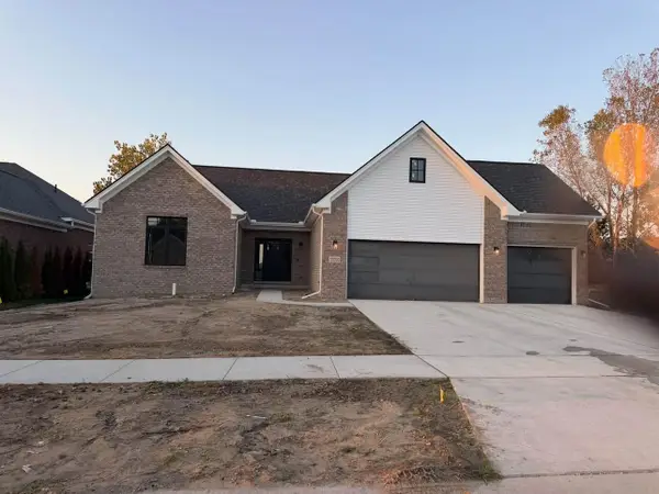 23202 Primrose Lane, Brownstown, MI 48183