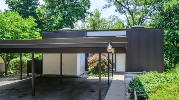 356 Hilldale Drive, Ann Arbor, MI 48105