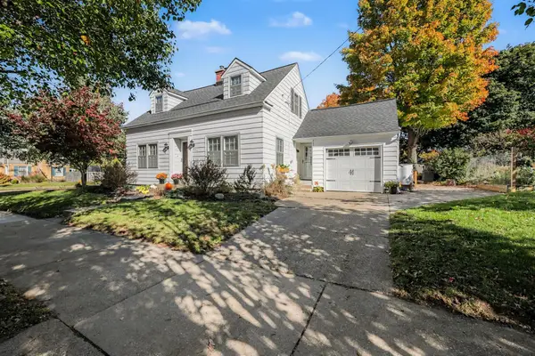 2050 Houseman Avenue Ne, Grand Rapids, MI 49505