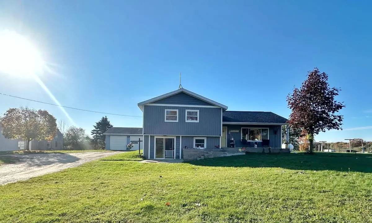 2253 S Baldwin Avenue, Fremont, MI 49412 - #1