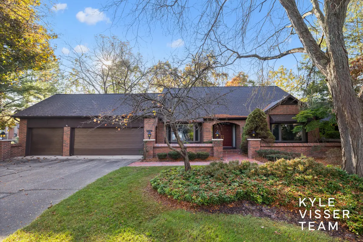 6178 S Gatehouse Drive Se #60, Grand Rapids, MI 49546 - #1