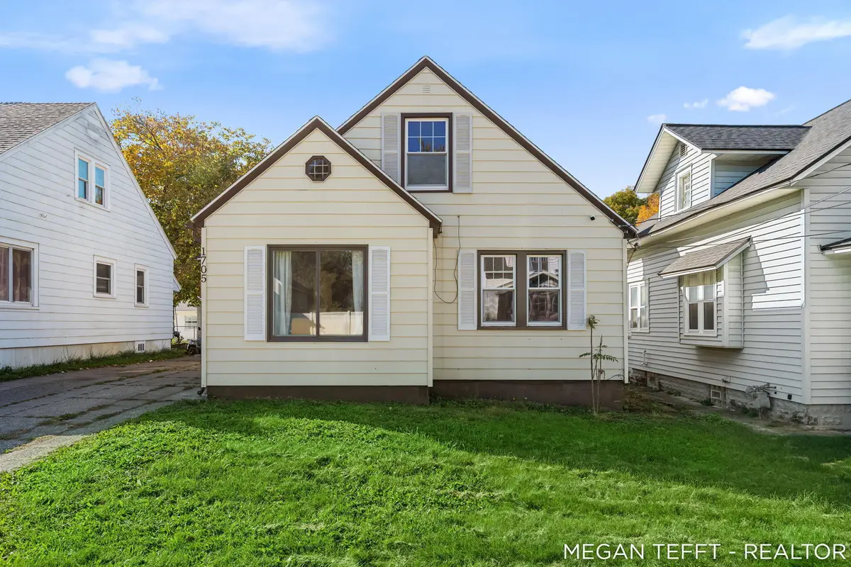 1705 Federal Avenue Sw, Wyoming, MI 49509 - #1