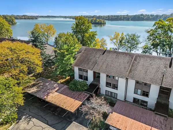 640 Cliffs Drive #101b, Ypsilanti, MI 48198