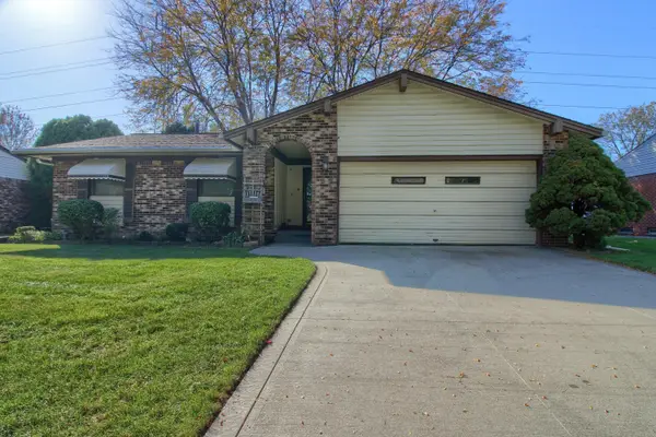 18152 Alvaro Avenue, Brownstown, MI 48193