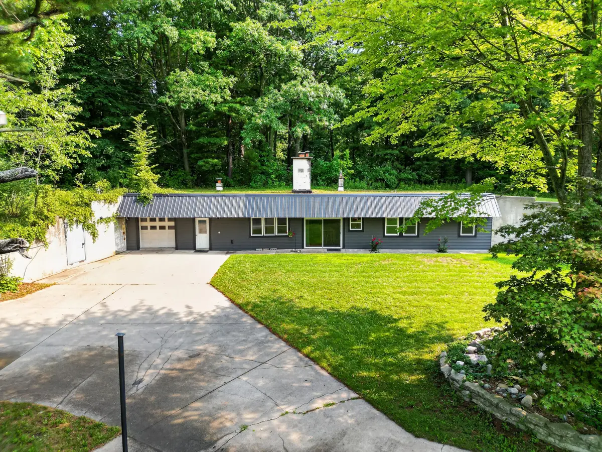 1166 N Long Road, Pierson, MI 49339 - #1
