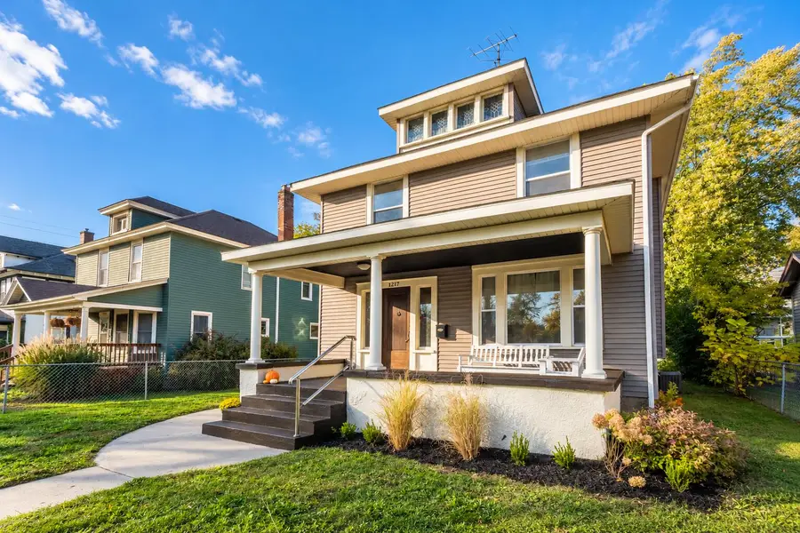 1217 Sigsbee Street Se, Grand Rapids, MI 49506 - #2