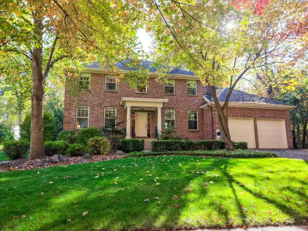 2746 Beechwood Drive Se, East Grand Rapids, MI 49506