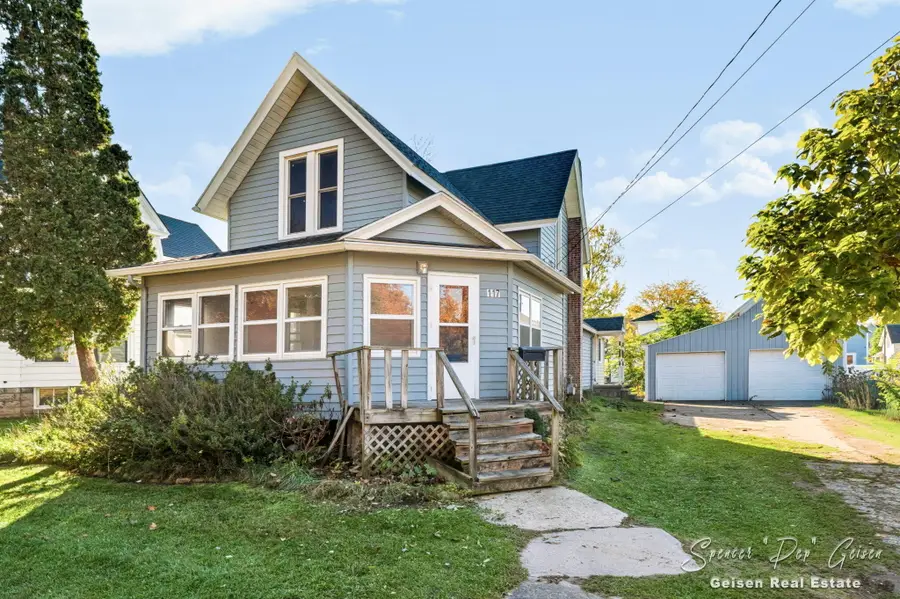 117 E Washington Street, Belding, MI 48809 - #3