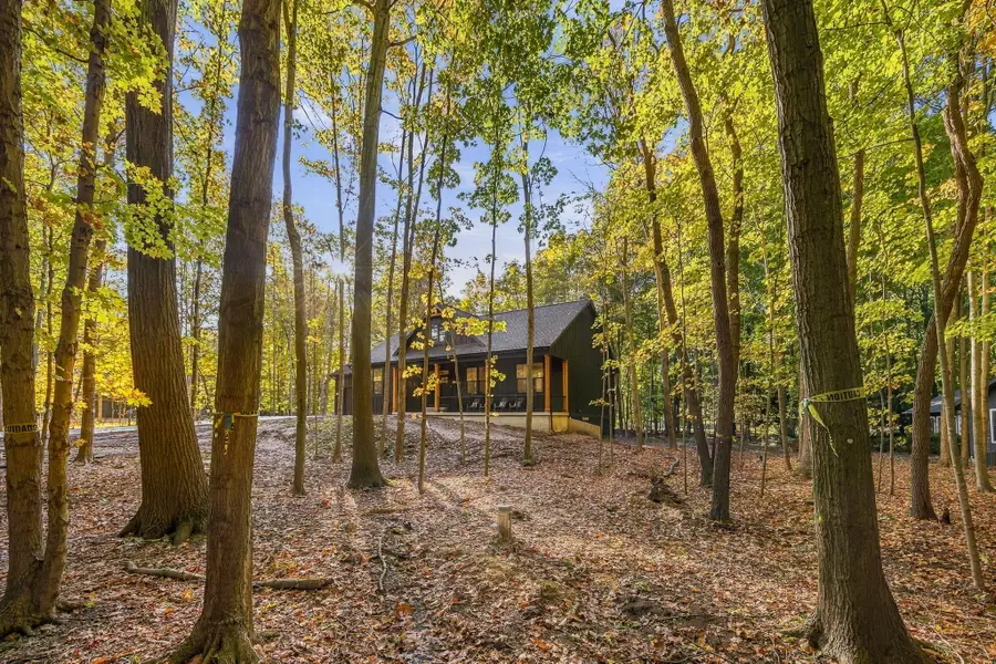 7118 Creekwood Drive, South Haven, MI 49090 - #3