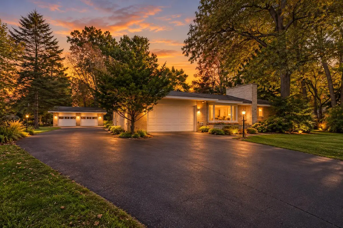 10247 S Westnedge Avenue, Portage, MI 49002 - #1