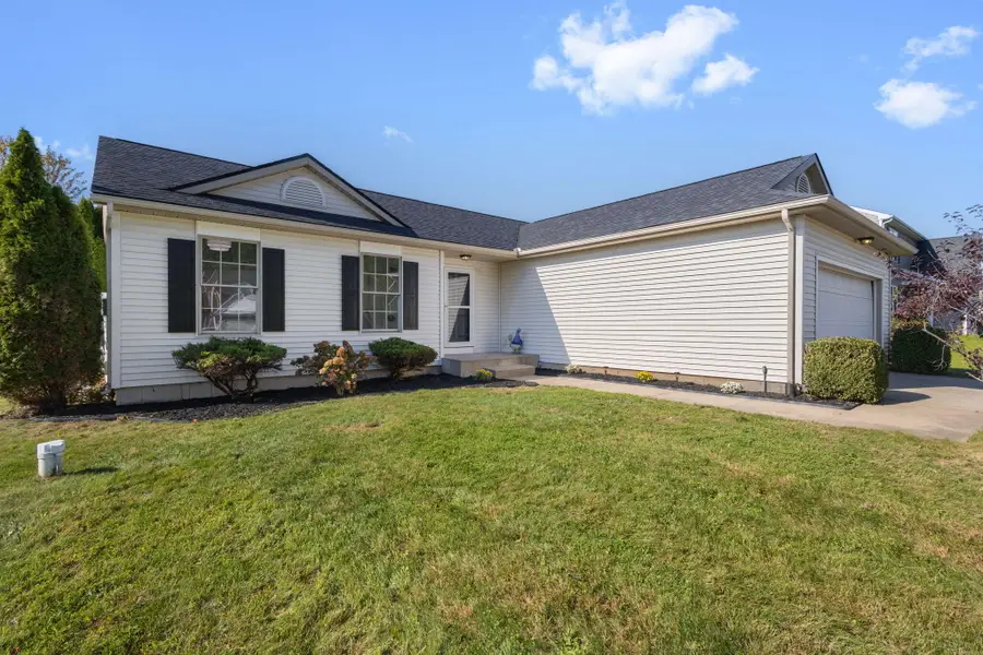 69682 Fox Crossing, Edwardsburg, MI 49112 - #2