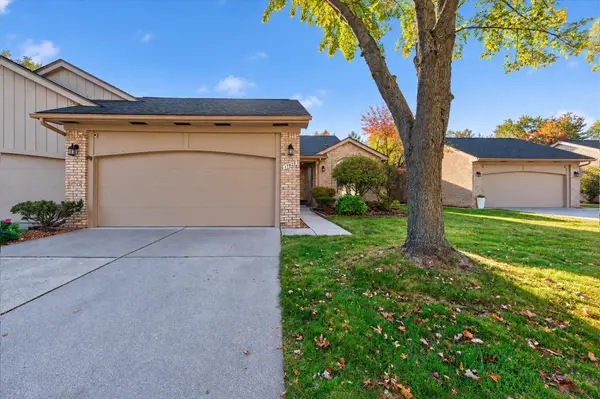 17628 E Kirkwood Drive, Clinton Twp, MI 48038
