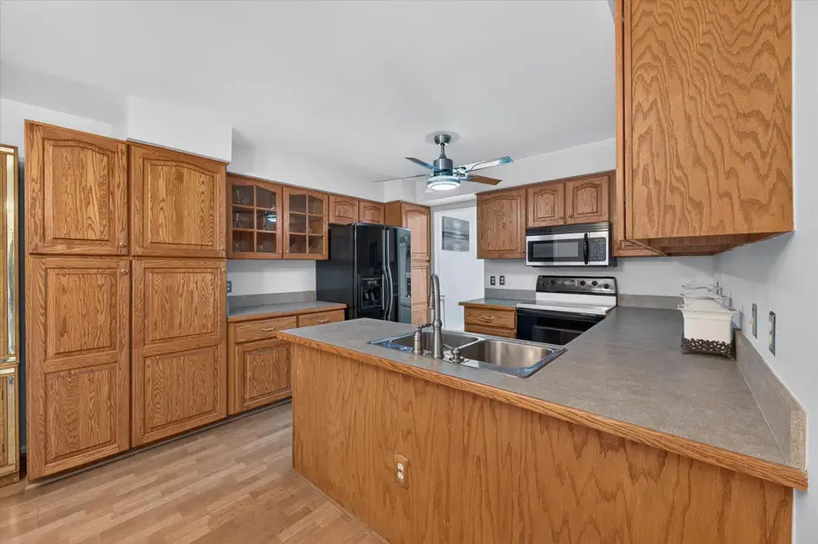17628 E Kirkwood Drive, Clinton Township, MI 48038 - #2