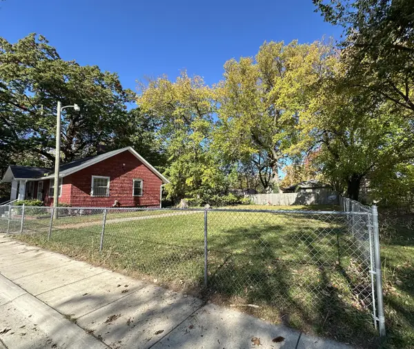 165 Smith Court, Benton Harbor, MI 49022