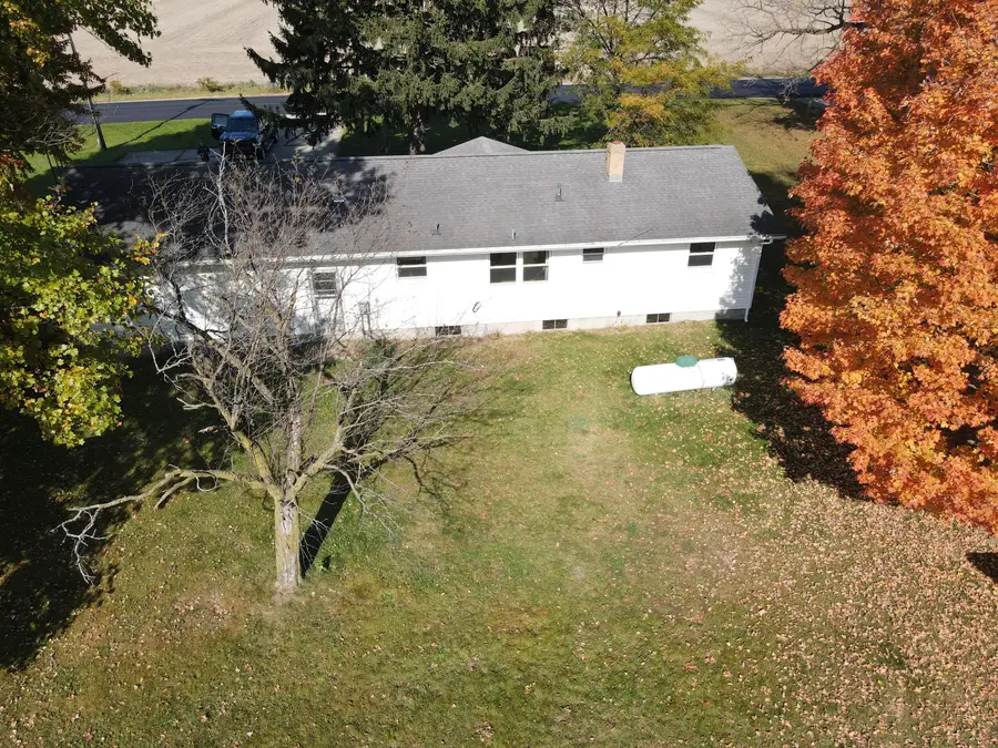 4331 Jonesville Road, Jonesville, MI 49250 - #2