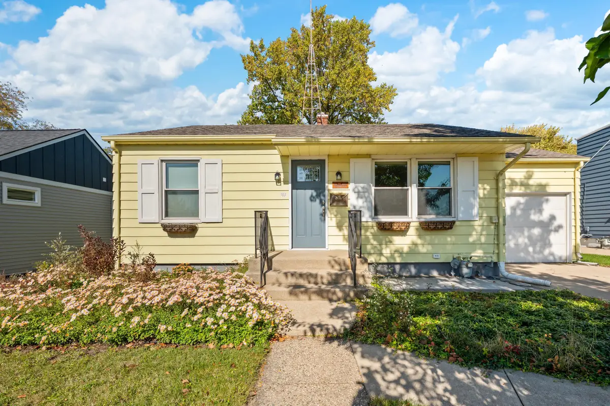 853 Kingsley Avenue, Saint Joseph, MI 49085 - #1