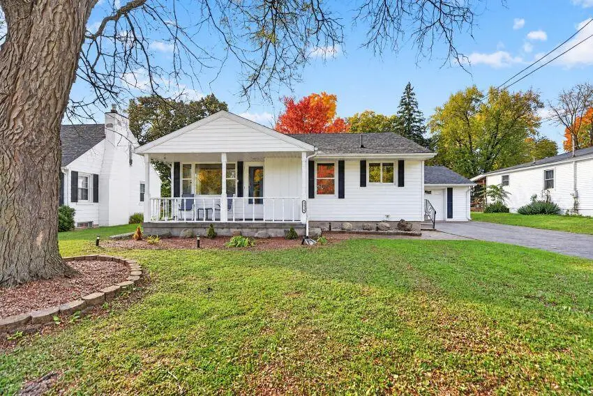 3516 Harding Road, Jackson, MI 49203 - #1
