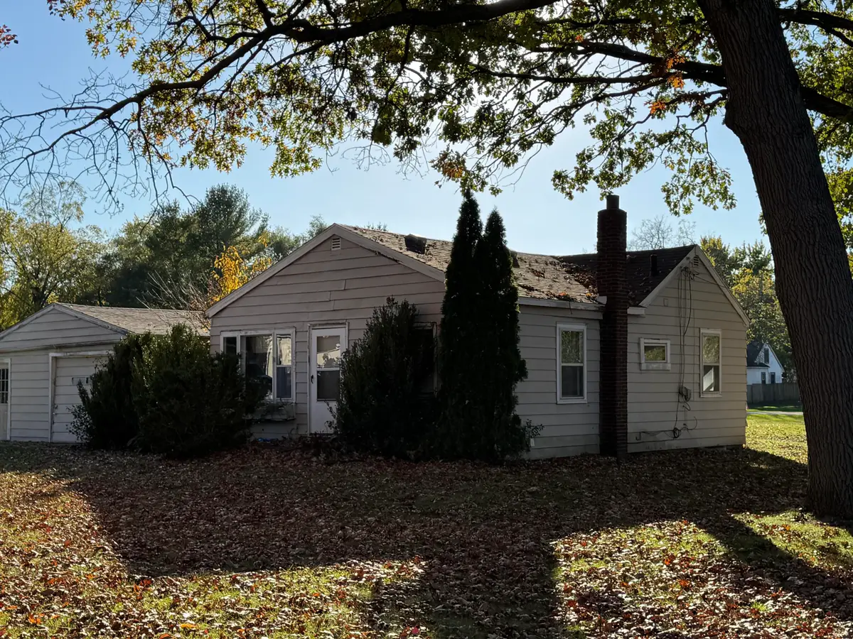 1062 Bryant Avenue, Jackson, MI 49202 - #1