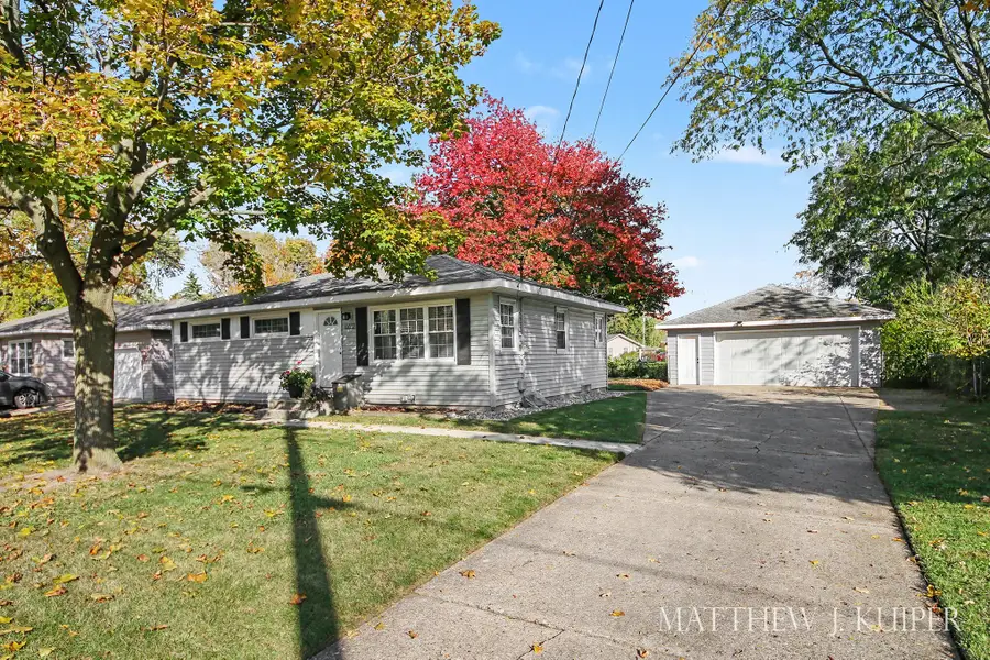 4072 Lila Street Sw, Grandville, MI 49418 - #3