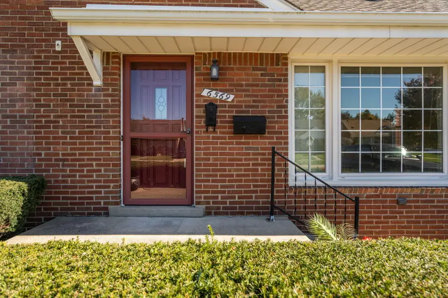 6569 Norwood Avenue, Allen Park, MI 48101 - #3