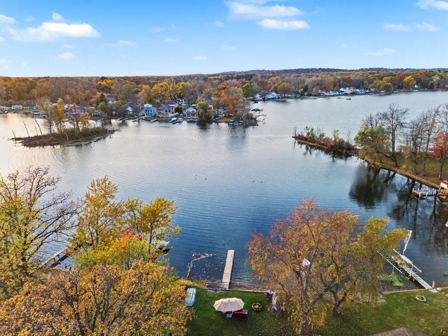 8802 Riverside Drive, Brighton, MI 48116 - #3