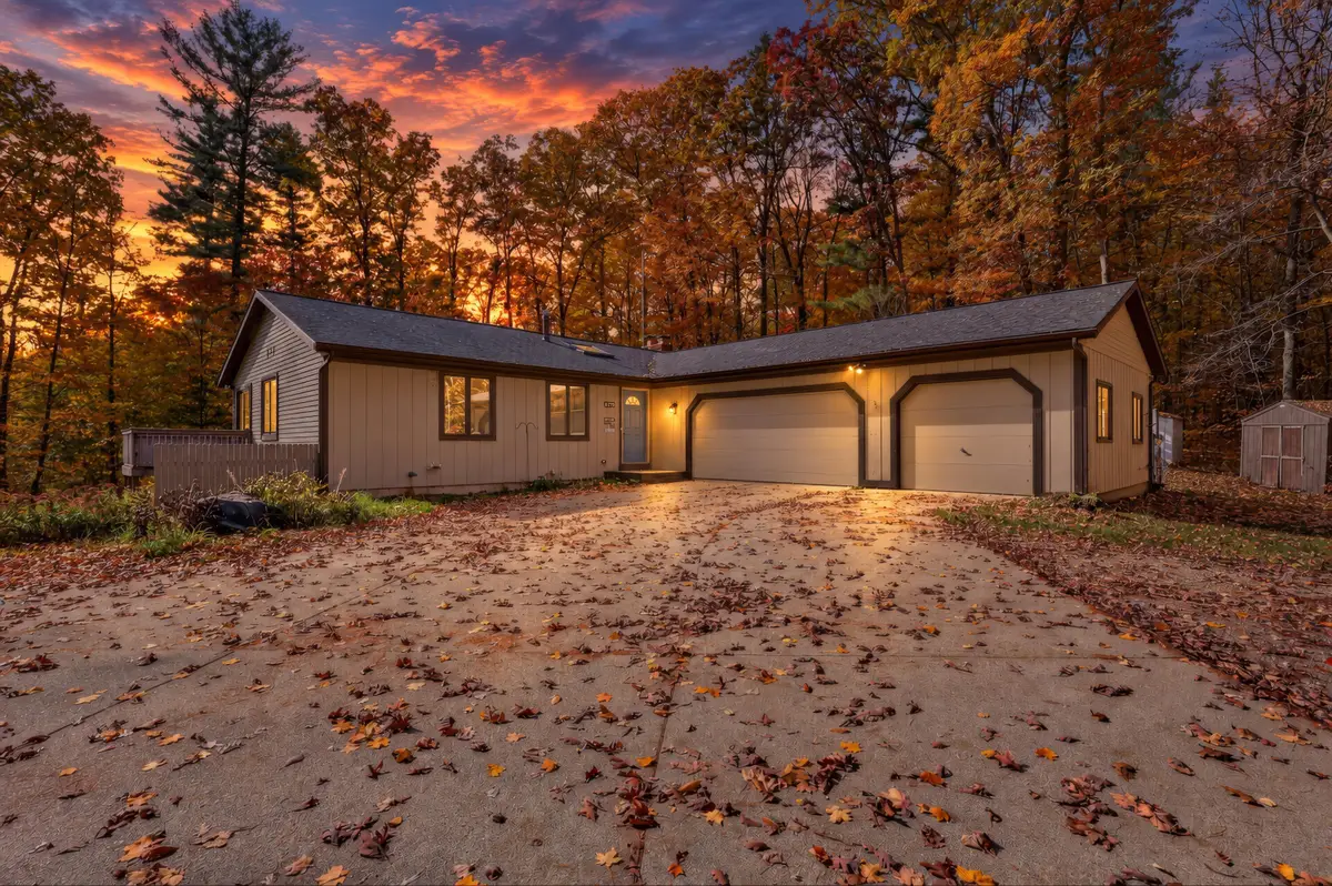 6770 Wildwood Court, Cedar Springs, MI 49319 - #1