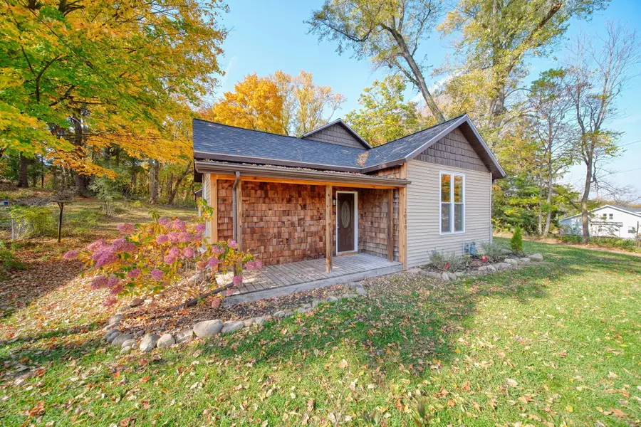 2030 Cooper Street, Jackson, MI 49202 - #2