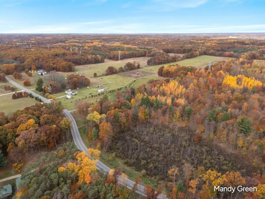 10021 16 Mile Road Ne, Cedar Springs, MI 49319 - #2