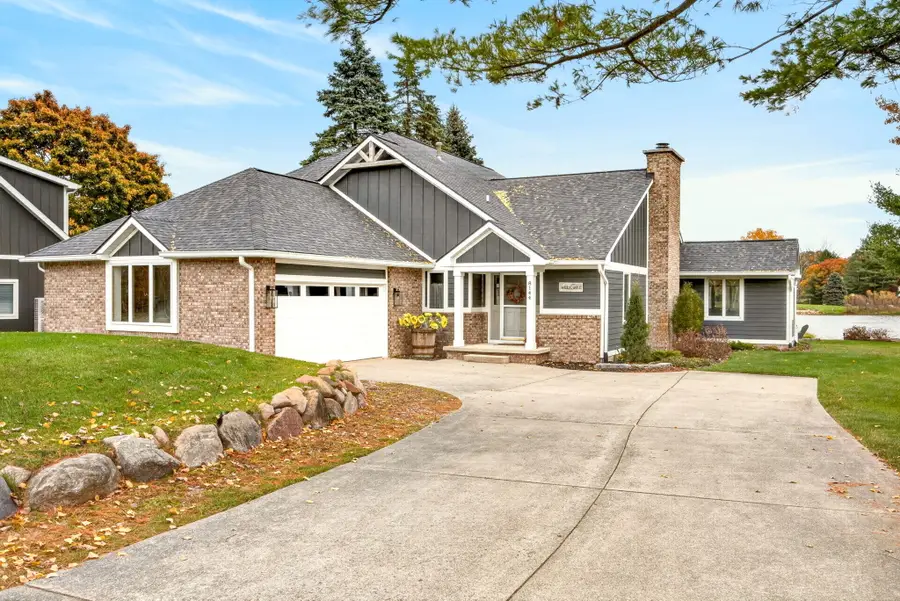 8144 Island Court, Canadian Lakes, MI 49346 - #2