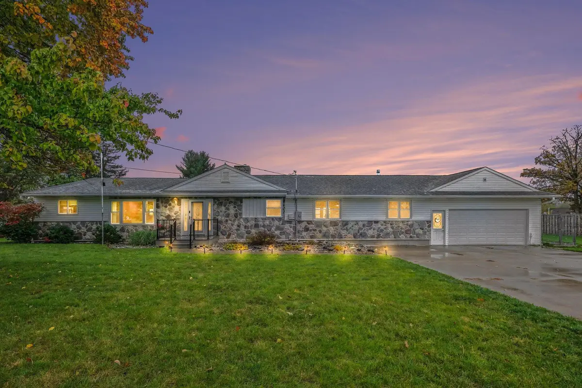 236 Jeffrey Street Ne, Cedar Springs, MI 49319 - #1