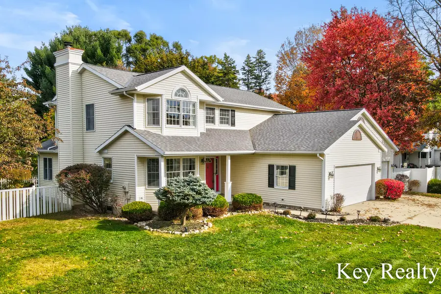 6018 Meadowlark Street Ne, Rockford, MI 49341 - #2