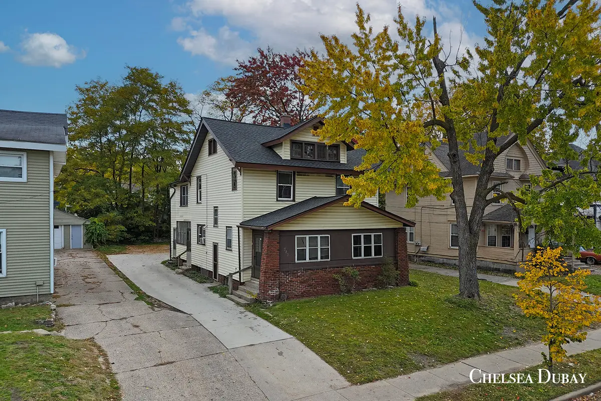842 Eastern Avenue Se, Grand Rapids, MI 49507 - #1