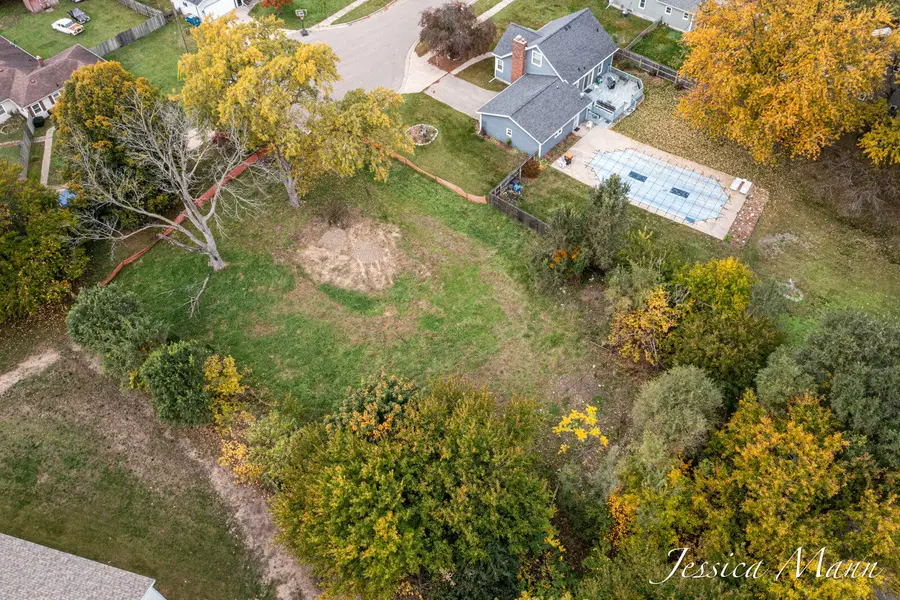 3040 W West Sw, Wyoming, MI 49519 - #3