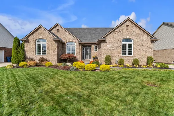 437 W Canford Park, Canton, MI 48187