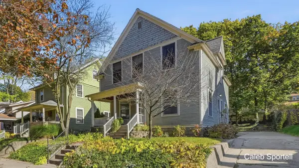44 Auburn Avenue Se, Grand Rapids, MI 49506