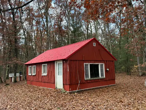14759 N Coates Highway, Brethren, MI 49619