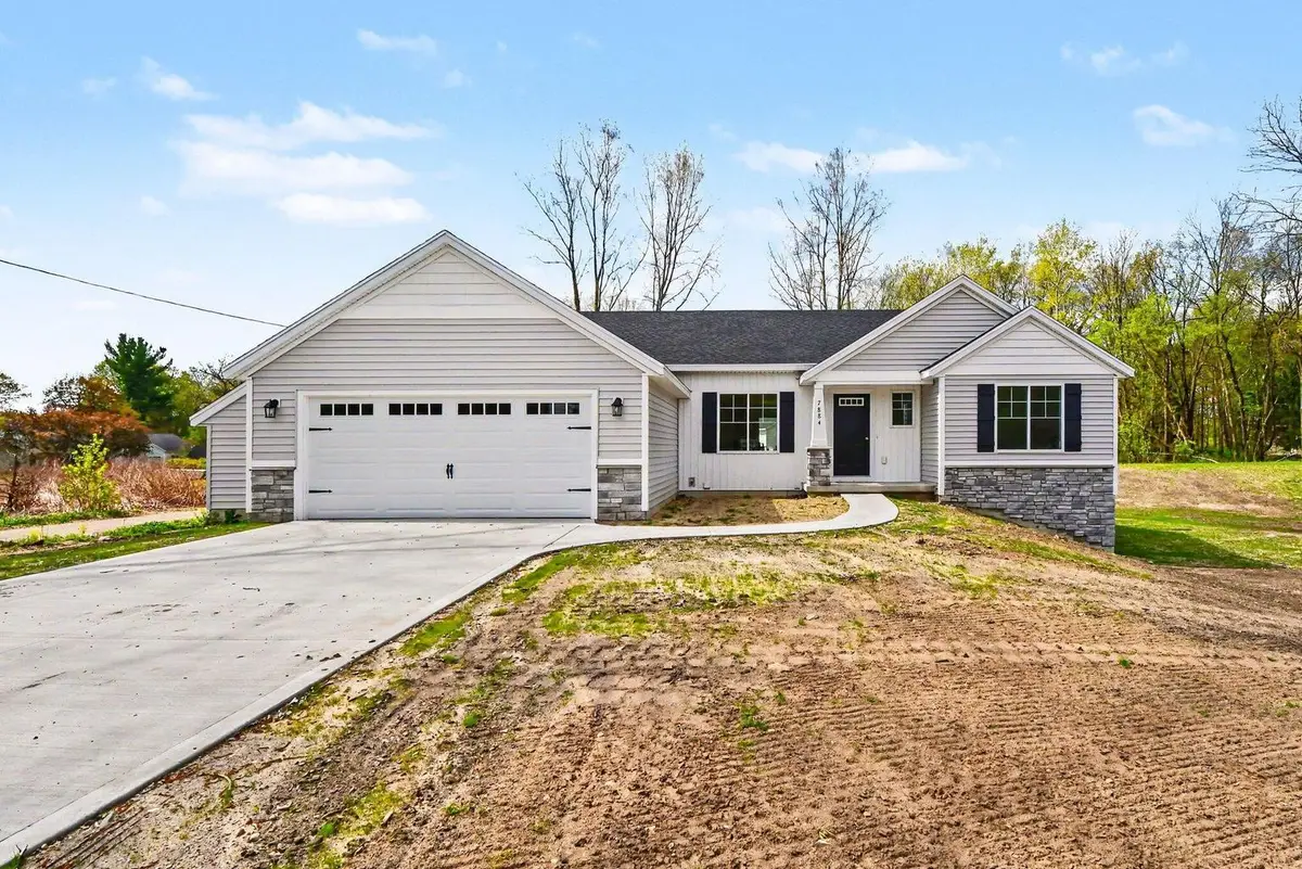 20773 W Dewey Road, Howard City, MI 49329 - #1