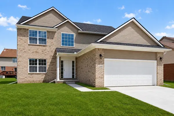 43640 S Timberview Drive, Belleville, MI 48111