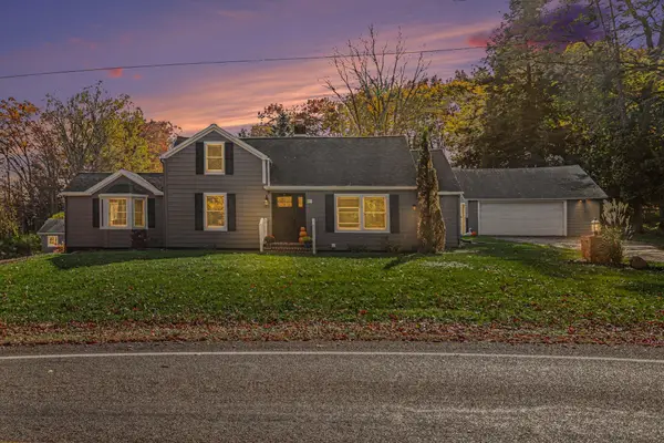 2465 W Kimmel Road, Jackson, MI 49201