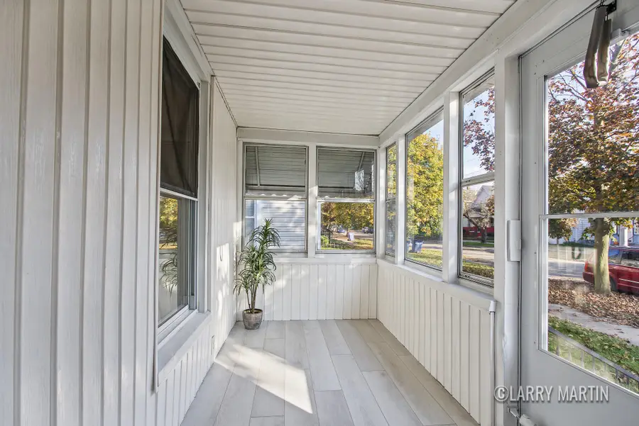 1127 Sibley Street Nw, Grand Rapids, MI 49504 - #3