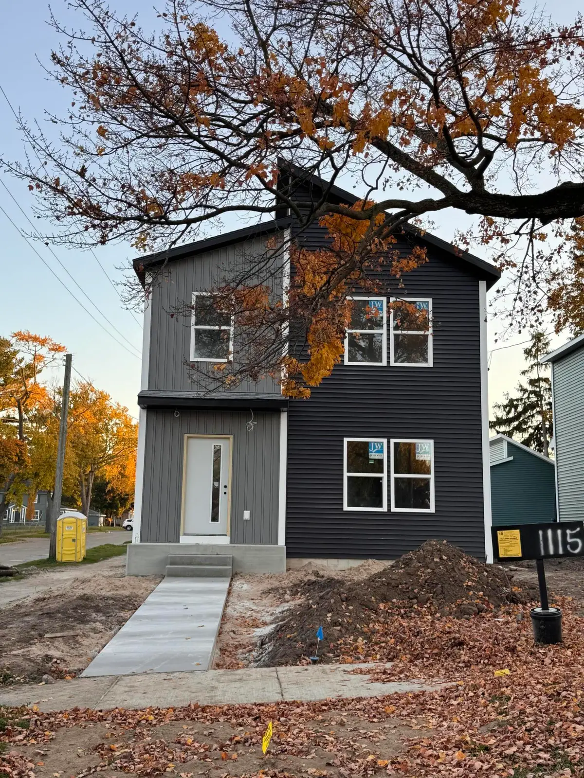 1115 W Grand Avenue, Muskegon, MI 49441 - #1