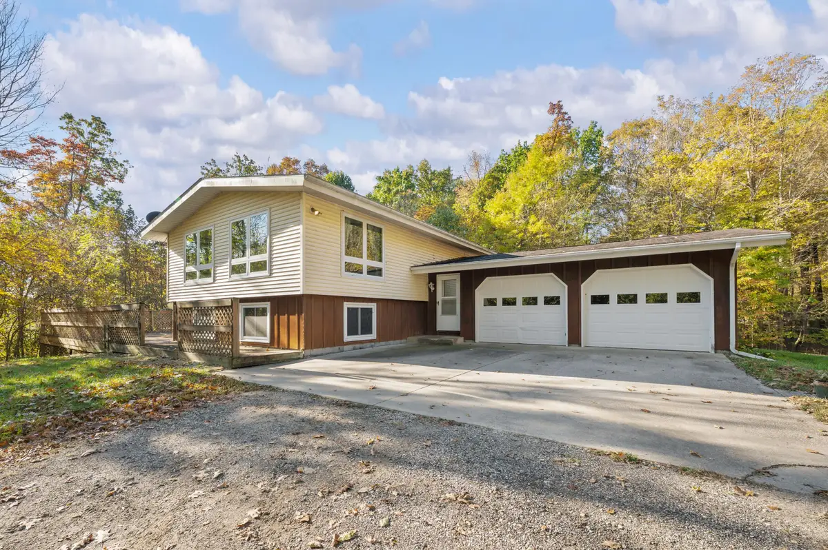 1840 E Clear Lake Road, Buchanan, MI 49107 - #1