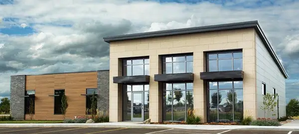 2113 W Wackerly Street, Midland, MI 48640