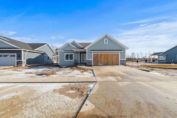6102 Diamond View East Drive, Midland, MI 48642