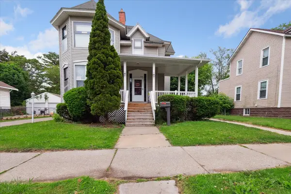 224 N Madison Avenue, Bay City, MI 48708