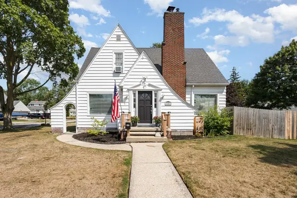 1801 S Warner Street, Bay City, MI 48706