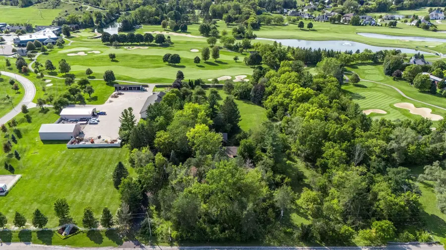 4535 N River Road, Freeland, MI 48623 - #2