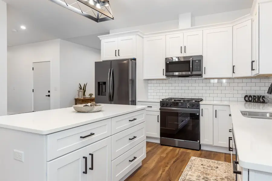 7615 Cole Lane, Midland, MI 48603 - #2