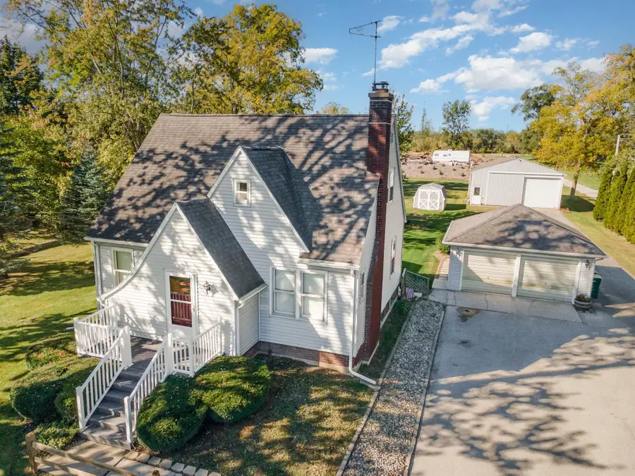 25 State Park Drive, Bay City, MI 48706 - #2